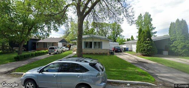 35 Jolliett Crescent（加拿大曼尼托巴省温尼伯市）房屋照片