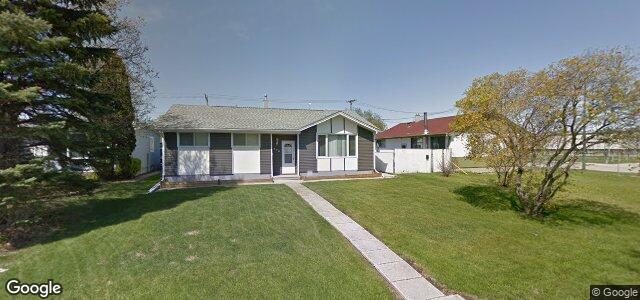 Photo of 406 Whitegates Crescent in Winnipeg, Manitoba