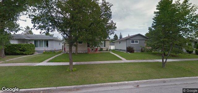 Larawan ng 499 Raquette Street sa Winnipeg, Manitoba