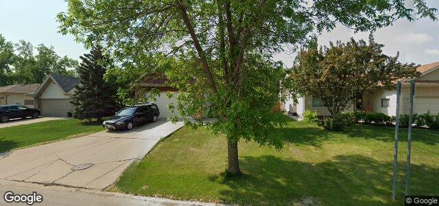 10 Pincarrow Road（加拿大曼尼托巴省温尼伯市）房屋照片