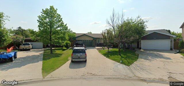 102 Burlington Way（加拿大曼尼托巴省温尼伯市）房屋照片