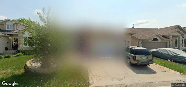 1033 Scurfield Boulevard（加拿大曼尼托巴省温尼伯市）房屋照片