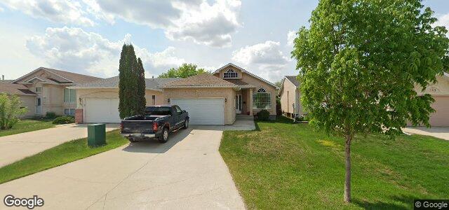 107 Cedar Glen Road（加拿大曼尼托巴省温尼伯市）房屋照片