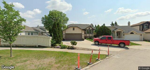 1115 Scurfield Boulevard（加拿大曼尼托巴省温尼伯市）房屋照片