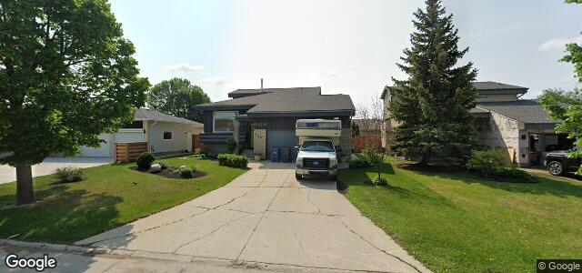 126 Burlington Way（加拿大曼尼托巴省温尼伯市）房屋照片