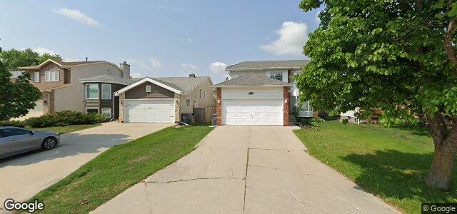 135 Southbend Crescent（加拿大曼尼托巴省温尼伯市）房屋照片