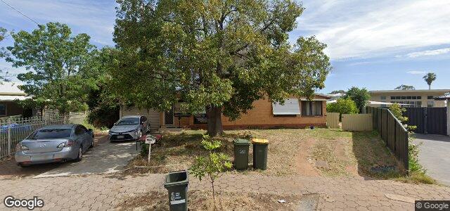 15 Leander Crescent（加拿大曼尼托巴省温尼伯市）房屋照片