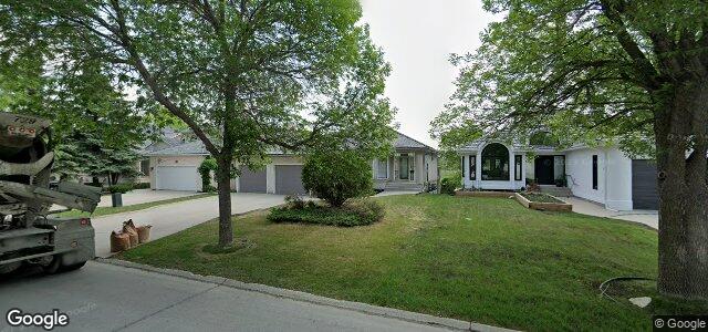 16 Vanderbilt Drive（加拿大曼尼托巴省温尼伯市）房屋照片