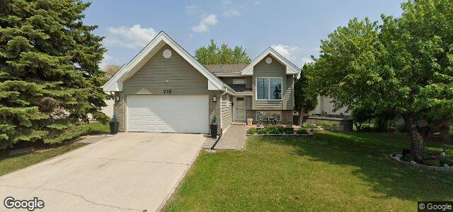 235 Scurfield Boulevard（加拿大曼尼托巴省温尼伯市）房屋照片