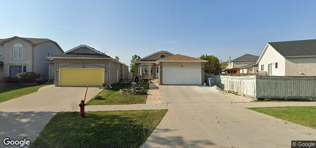 Larawan ng 716 Scurfield Boulevard sa Winnipeg, Manitoba