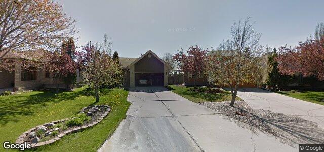 82 Saxon Bay（加拿大曼尼托巴省温尼伯市）房屋照片