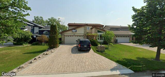 90 Burlington Way（加拿大曼尼托巴省温尼伯市）房屋照片