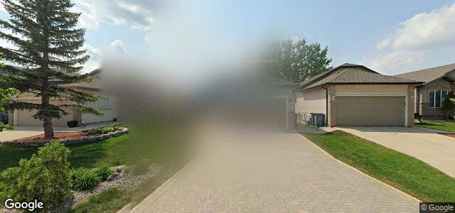 92 Roseglen Crescent（加拿大曼尼托巴省温尼伯市）房屋照片