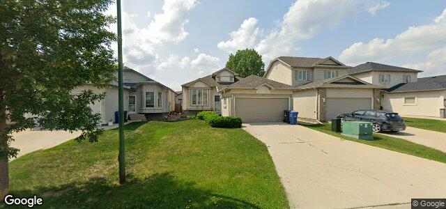 Larawan ng 96 Cloverwood Road sa Winnipeg, Manitoba