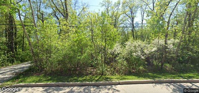 Photo of 502 South Drive in Winnipeg, Manitoba