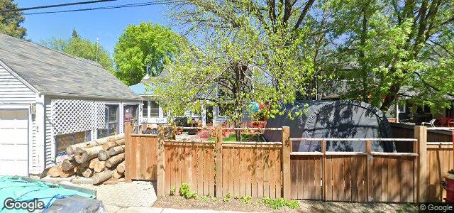 84 Wildwood E Park（加拿大曼尼托巴省温尼伯市）房屋照片