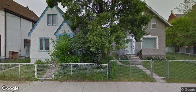 Photo of 319 Magnus Avenue in Winnipeg, Manitoba