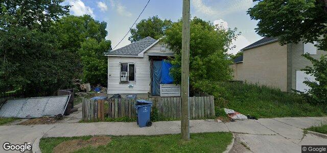 381 Magnus Avenue（加拿大曼尼托巴省温尼伯市）房屋照片