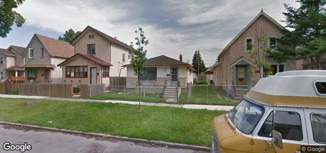 447 Manitoba Avenue（加拿大曼尼托巴省温尼伯市）房屋照片