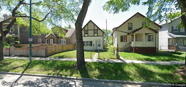 Photo of 486 Redwood Avenue in Winnipeg, Manitoba