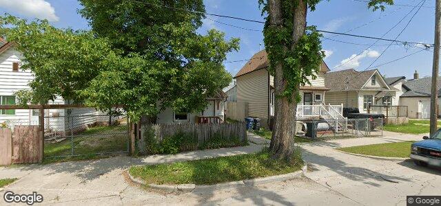 551 Burrows Avenue（加拿大曼尼托巴省温尼伯市）房屋照片