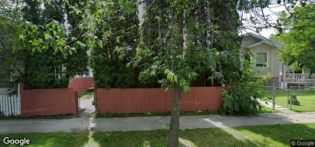 670 Magnus Avenue（加拿大曼尼托巴省温尼伯市）房屋照片