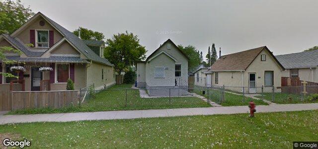 Larawan ng 680 Manitoba Avenue sa Winnipeg, Manitoba