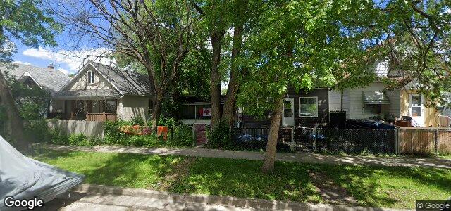 695 Aberdeen Avenue（加拿大曼尼托巴省温尼伯市）房屋照片