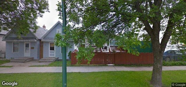 Photo of 762 Manitoba Avenue in Winnipeg, Manitoba
