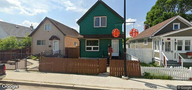 Photo of 780 Selkirk Avenue in Winnipeg, Manitoba