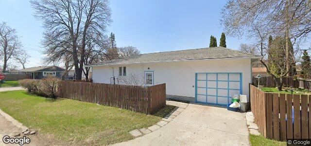 110 Crestwood Crescent（加拿大曼尼托巴省温尼伯市）房屋照片