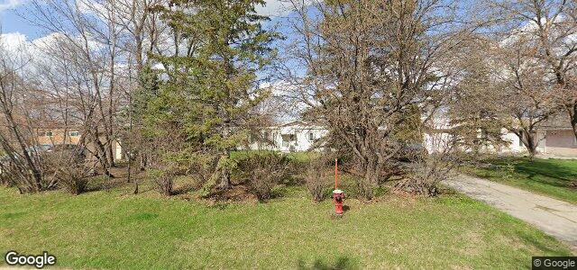 12 Lochmoor Avenue（加拿大曼尼托巴省温尼伯市）房屋照片