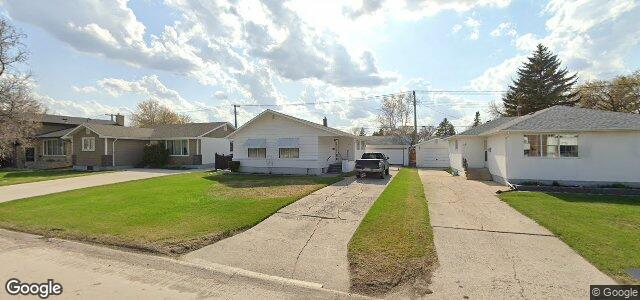 13 Lomond Boulevard（加拿大曼尼托巴省温尼伯市）房屋照片