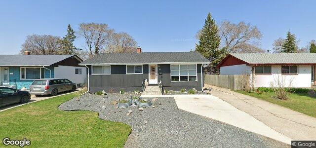 Photo of 15 Burning Bush Bay in Winnipeg, Manitoba