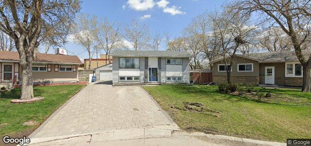 15 Carolyn Bay（加拿大曼尼托巴省温尼伯市）房屋照片