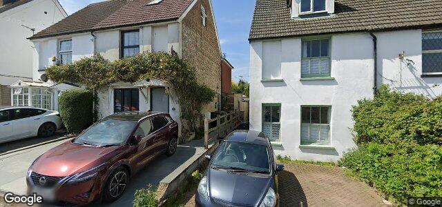 Photo of 15 Maplehurst Road in Winnipeg, Manitoba