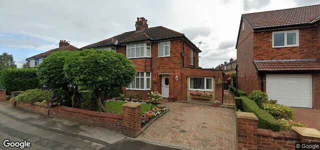 Larawan ng 18 Canberra Road sa Winnipeg, Manitoba