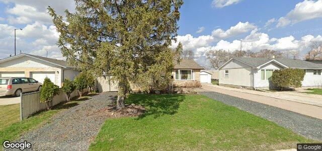 18 Lochmoor Avenue（加拿大曼尼托巴省温尼伯市）房屋照片