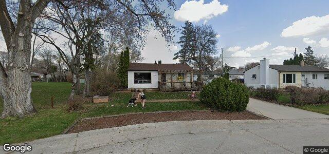 Photo of 19 Applewood Bay in Winnipeg, Manitoba