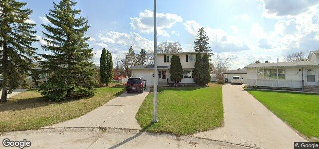 27 Peterboro Bay（加拿大曼尼托巴省温尼伯市）房屋照片