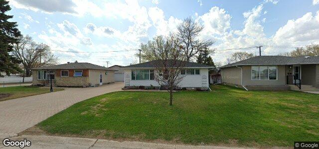 Larawan ng 3 Lomond Boulevard sa Winnipeg, Manitoba