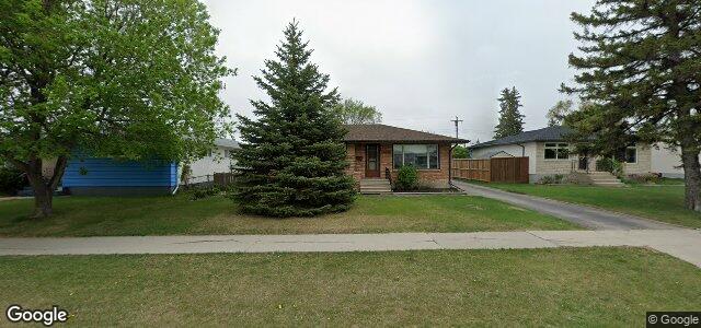 Larawan ng 332 Speers Road sa Winnipeg, Manitoba