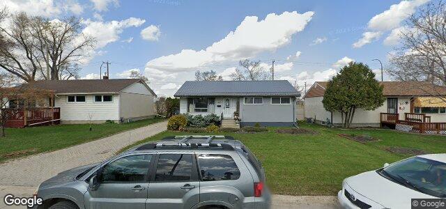 Larawan ng 49 Vincent Massey Boulevard sa Winnipeg, Manitoba