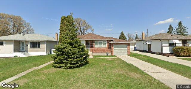 62 Crestwood Crescent（加拿大曼尼托巴省温尼伯市）房屋照片