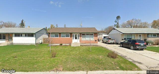 Photo of 7 Cascade Bay in Winnipeg, Manitoba