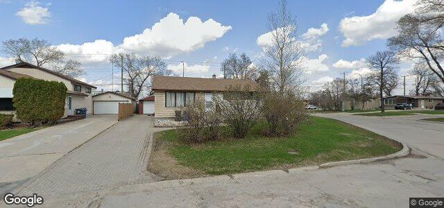 Larawan ng 79 Vincent Massey Boulevard sa Winnipeg, Manitoba
