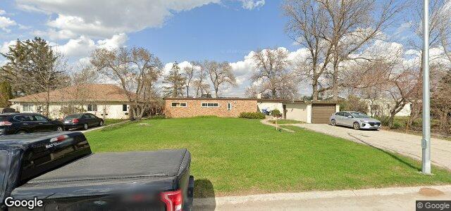 8 Lochmoor Avenue（加拿大曼尼托巴省温尼伯市）房屋照片