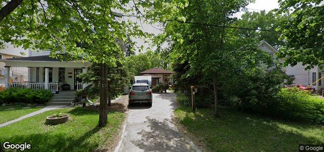 1004 Palmerston Avenue（加拿大曼尼托巴省温尼伯市）房屋照片