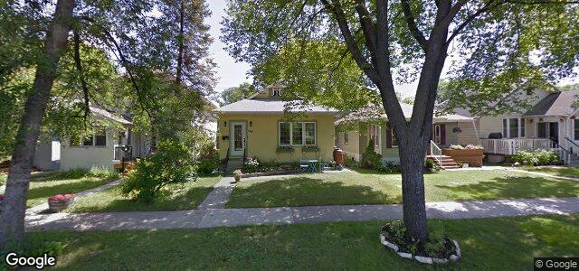 Photo of 149 Garfield Street S in Winnipeg, Manitoba