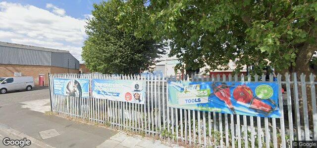 Larawan ng 32 Ruby Street sa Winnipeg, Manitoba